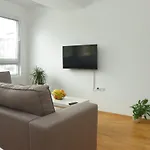 Nexus -modern,familyheaven,bus Ststion سكوبجي