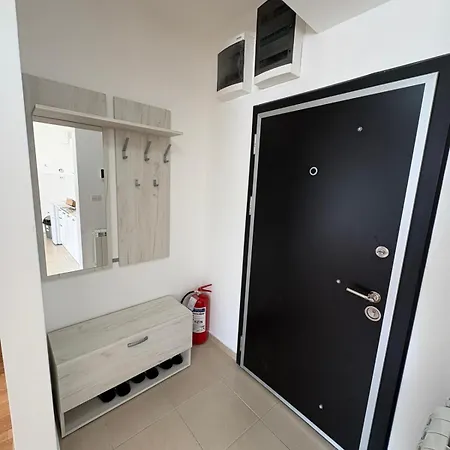 Nexus -modern,familyheaven,bus Ststion Appartement