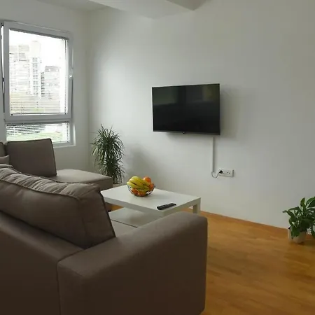 Nexus -modern,familyheaven,bus Ststion * Üsküp