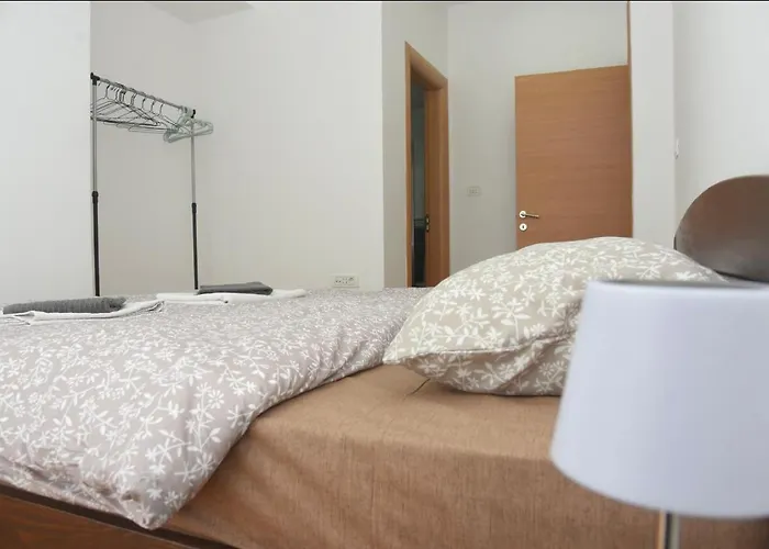 Nexus -modern,familyheaven,bus Ststion *