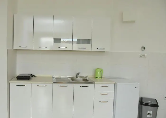 Nexus -modern,familyheaven,bus Ststion Apartment Skopje